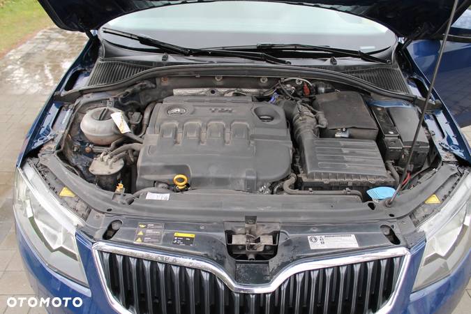 Skoda Octavia 2.0 TDI Edition - 12