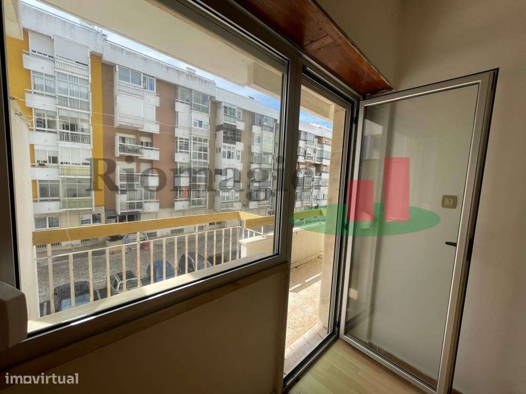Apartamento T2 - Oeiras - Grande imagem: 2/25