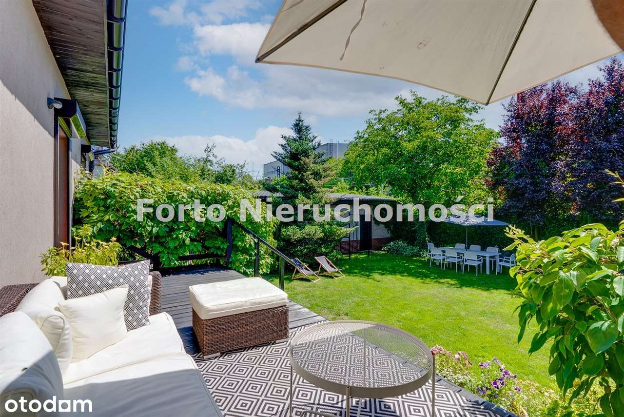 Dom w Chorzowie Batorym na ulicy Kasztanowej-16