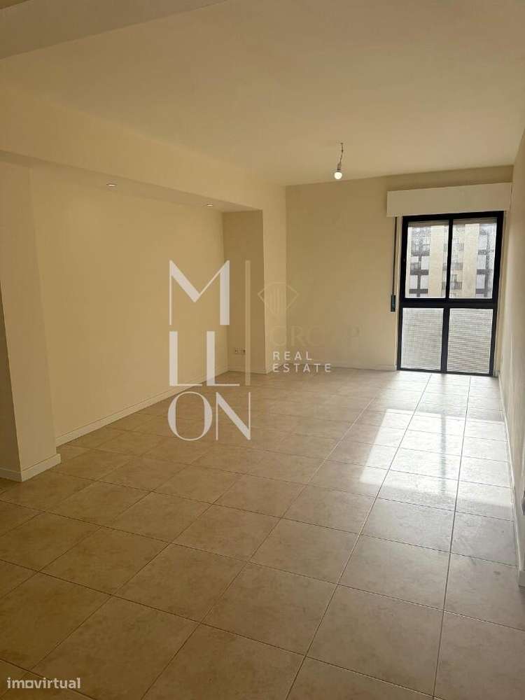 T2 Remodelado | Luz natural | 292.000€ - Grande imagem: 2/12