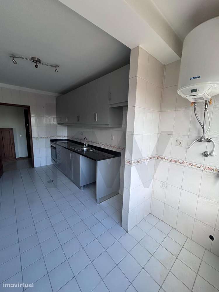 Apartamento T2 Centro Padrão da Légua - Investimento/Habitação - Grande imagem: 5/17