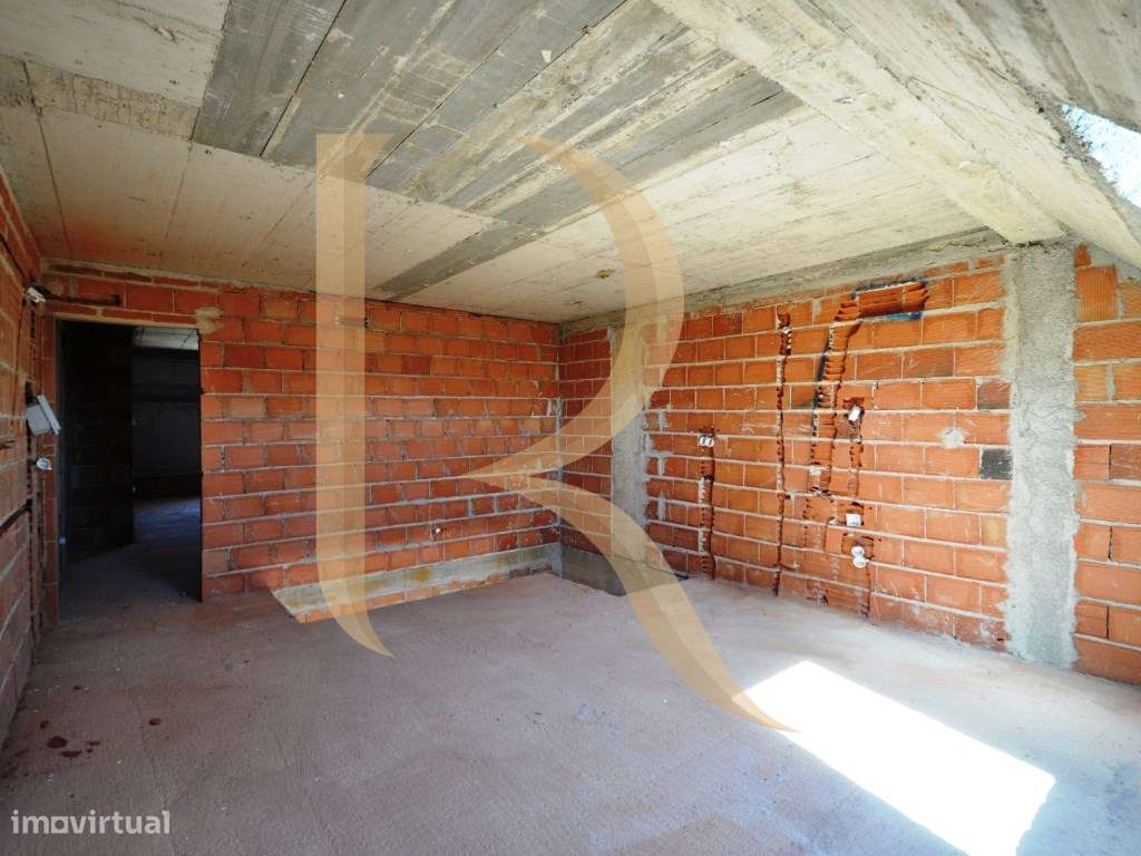 Apartamento novo duplex T3+2 com garagem, elevador e varandas em Va...-15