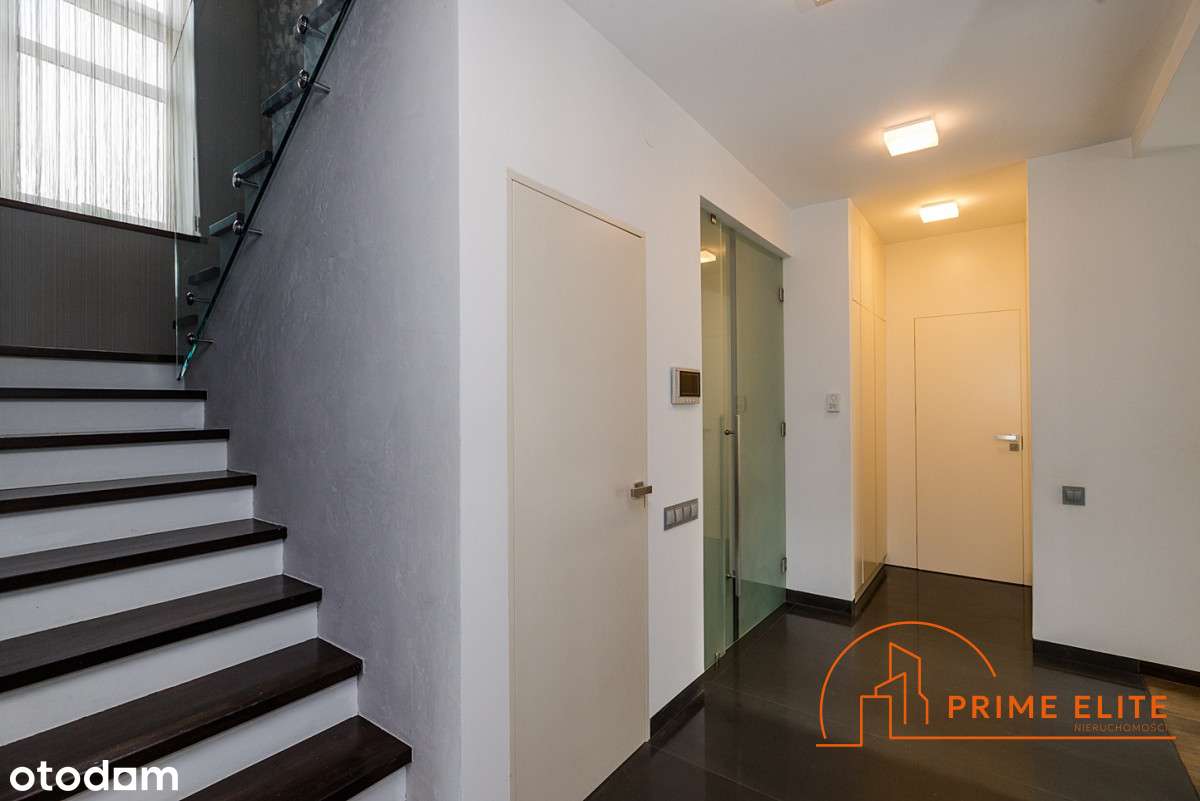 Elegancki, gotowy do wprowadzenia dom na Białołęce-7