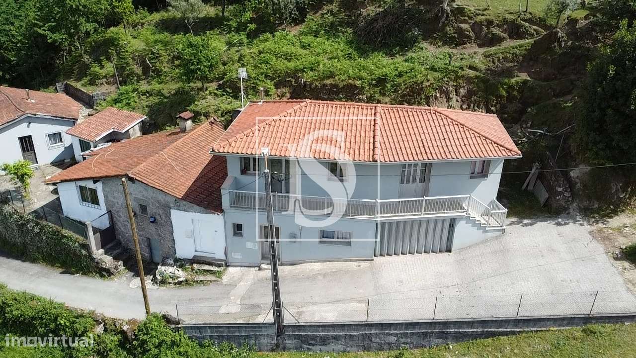 Moradia T2+1 Venda em Louredo,Vieira do Minho-39