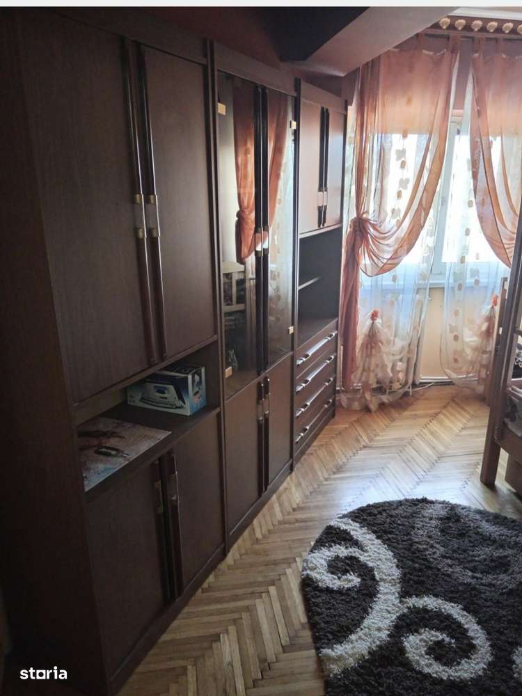 Oferta apartament cu 3 camere decomandate-1