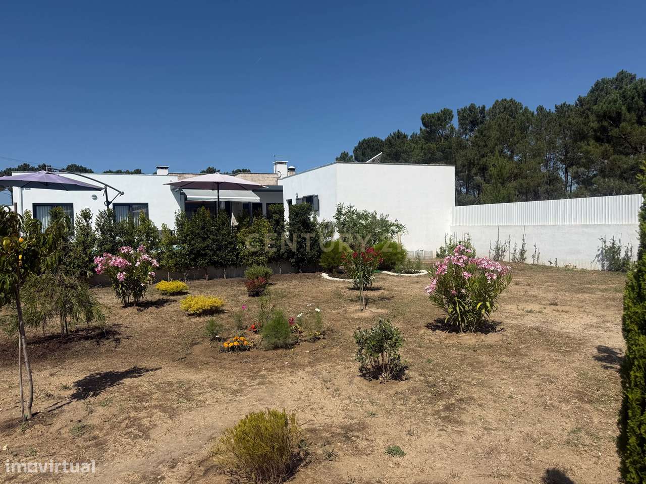 Luxuosa Moradia T3 com Piscina em Azeitão, Setúbal-27
