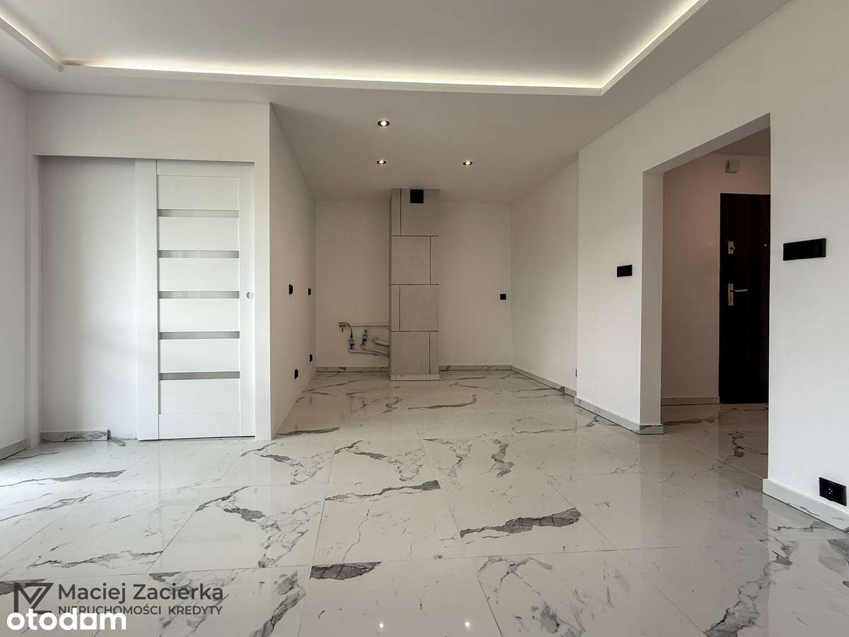 Widokowe mieszkanie na 10. piętrze z panoramą gór – Osiedle Karpackie-5