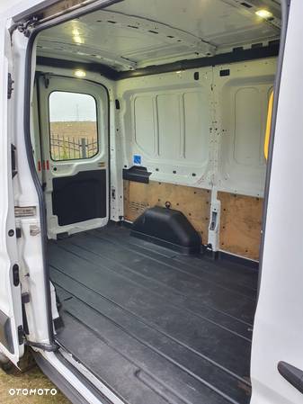 Ford Transit L2H2 - 21