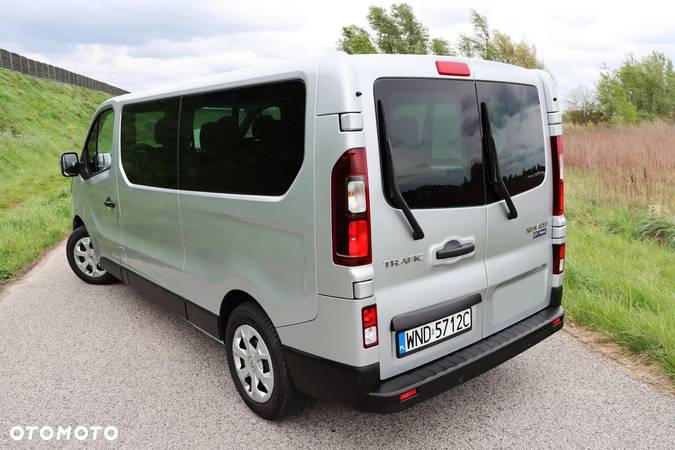 Renault Trafic - 14