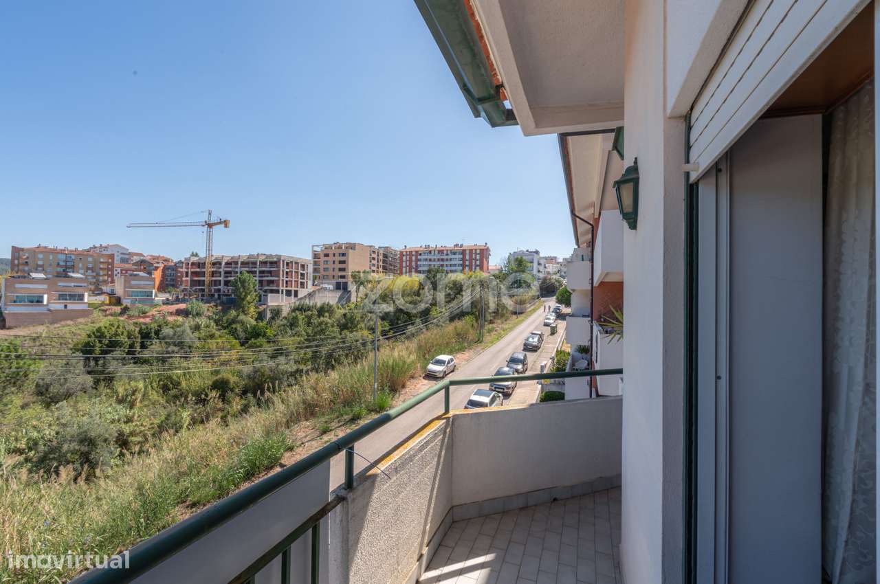 Apartamento T2 Duplex em Santo António dos Olivais, Coimbra-17