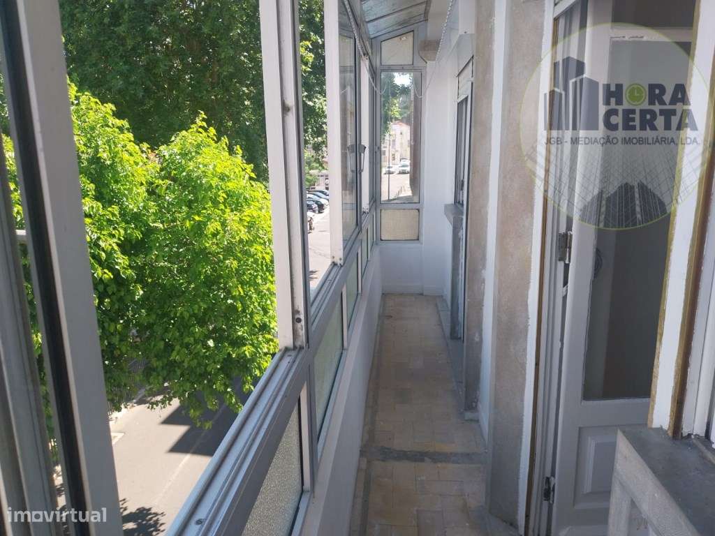 Apartamento T4 nas Mercês!-14