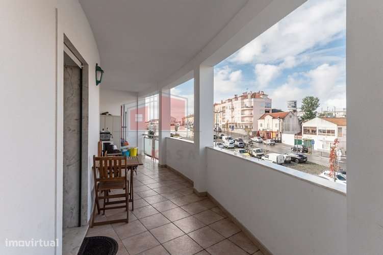 Apartamento T3 no centro da Malveira-27