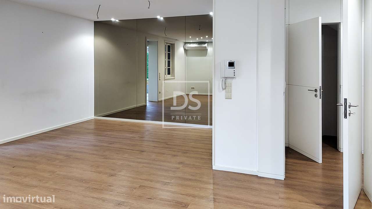 Moradia T5+1  | Campo Alegre | Frente ao Jardim Botânico(Exclusiva)-8