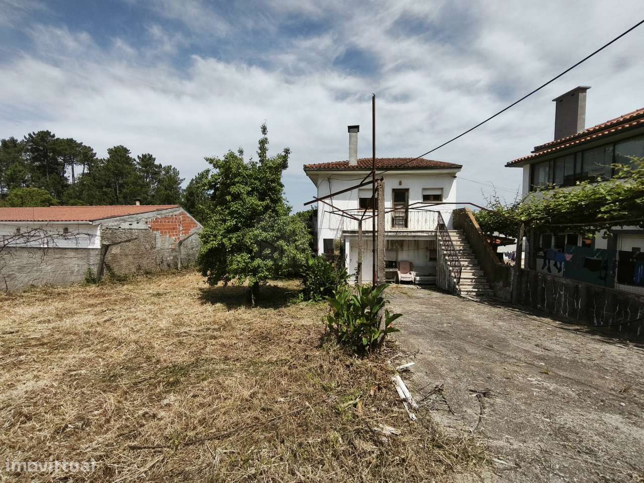 Duas Moradias em Terreno Urbano de 1.000 m² - centro da Lousã-24
