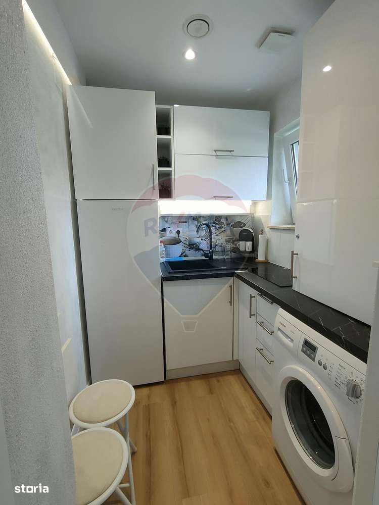 Garsoniera de vanzare! - Imagine principală: 4/9