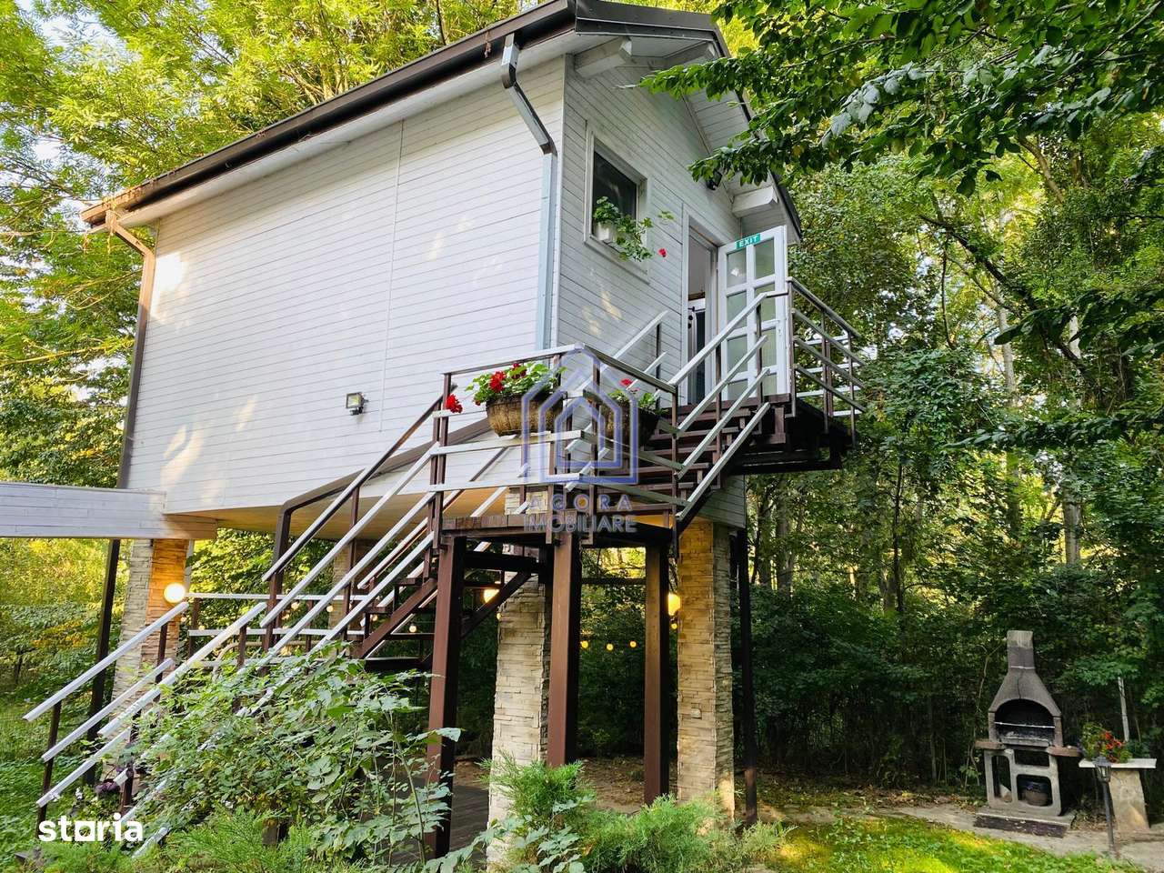 Teren central de vânzare-11