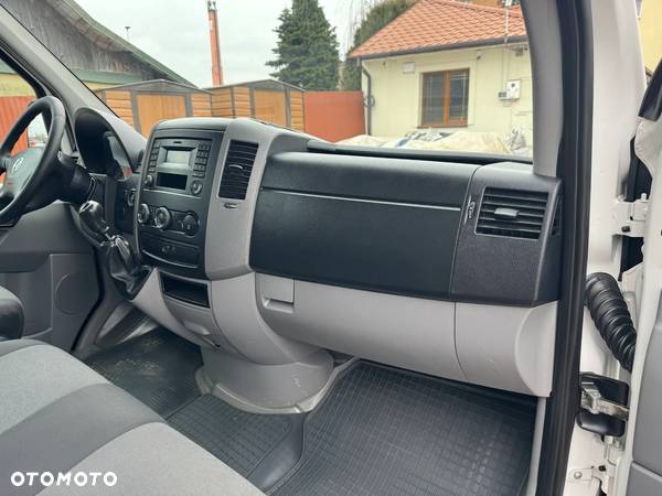 Volkswagen Crafter - 33