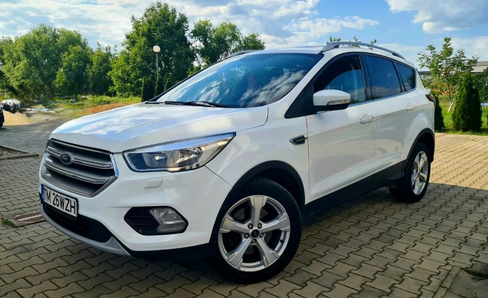 Ford Kuga II [2012 - 2019] 1.5 TDCi 2x4 Aut. Titanium 2017