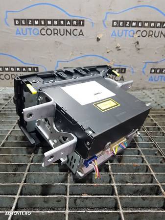 Cd player Toyota Rav 4 III Facelift 2010 - 2012 (642) - 5