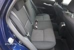 Toyota Auris 1.6 VVT-i Premium - 17