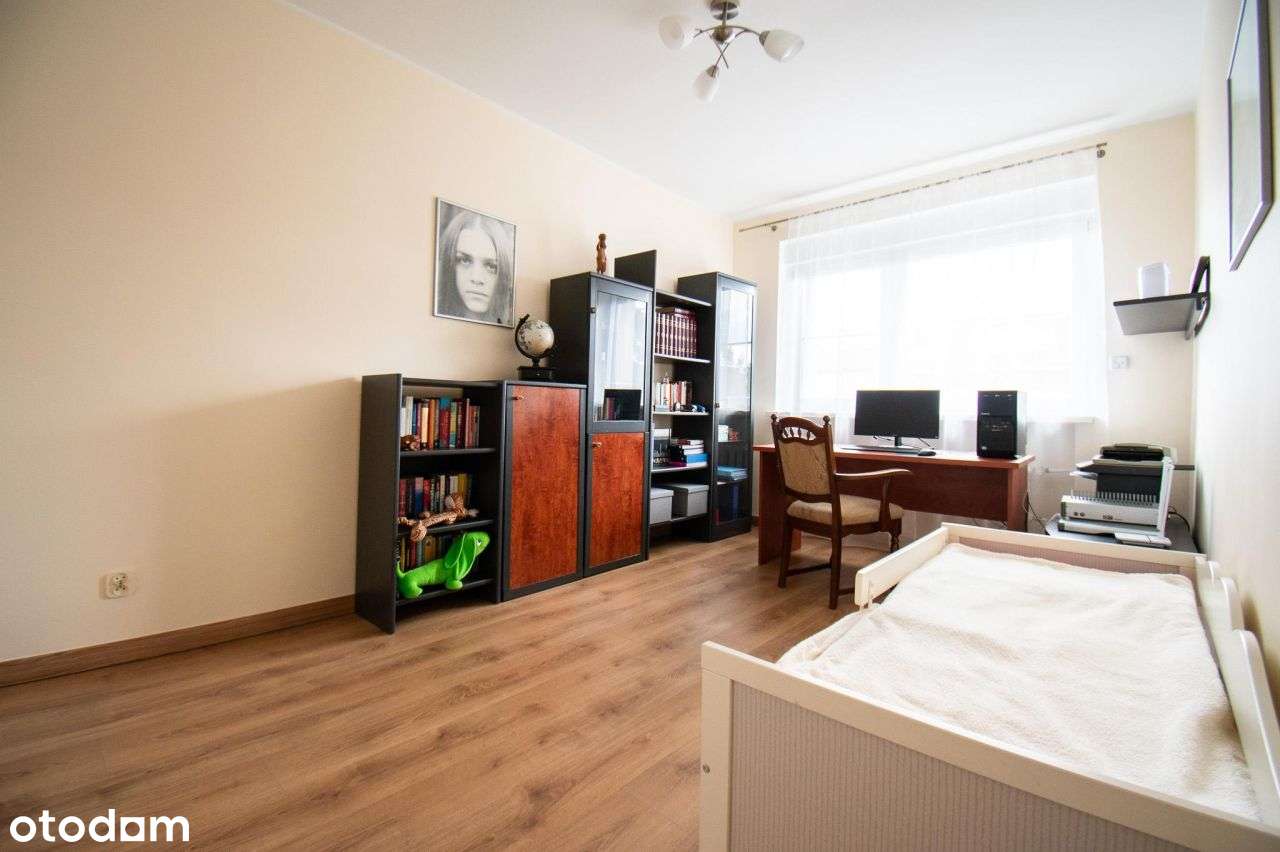 Bardzo zadbany, z dużym garażem, bez prowizji-19