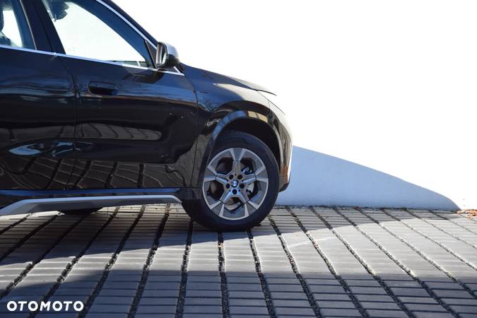 BMW X1 sDrive18d xLine - 15