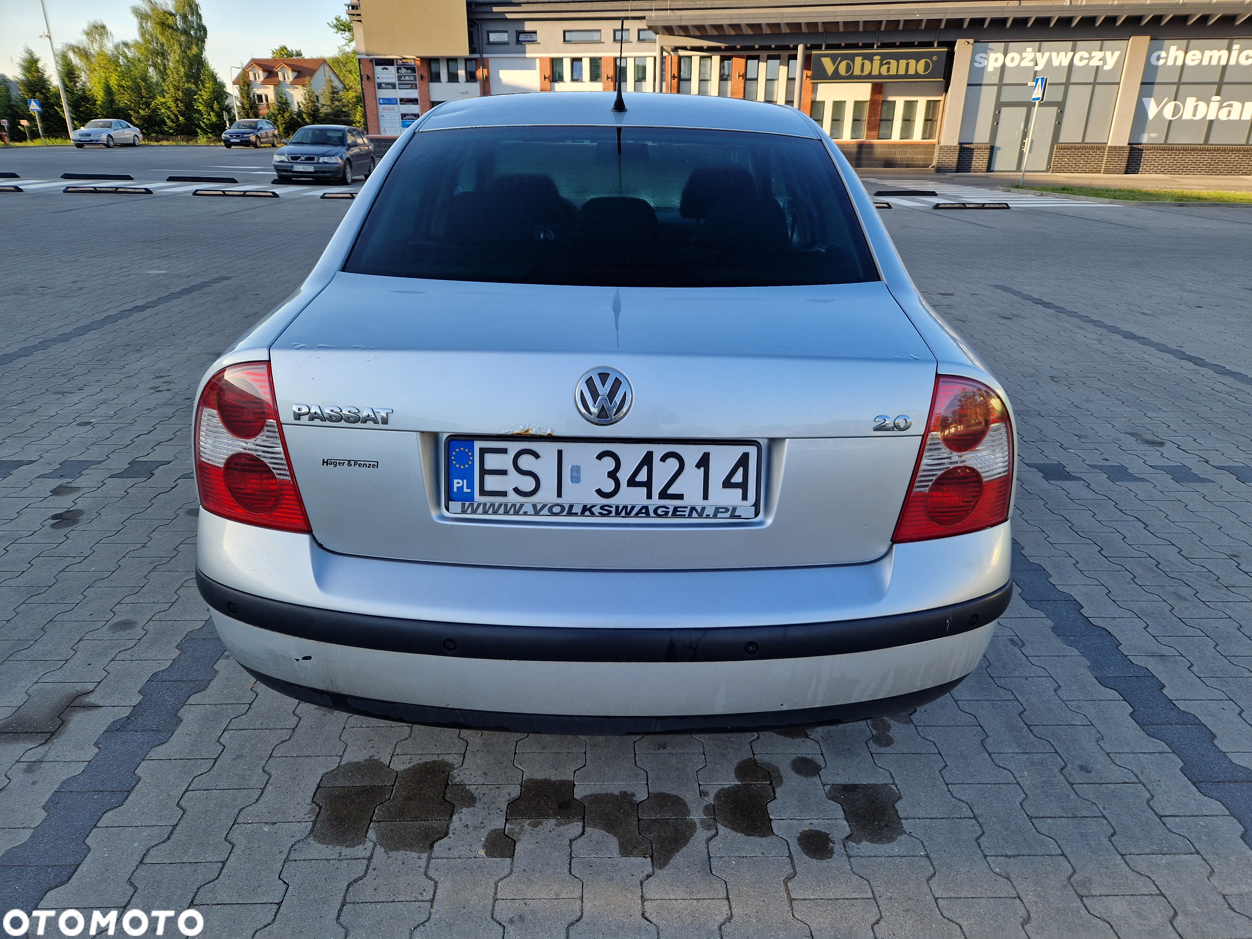 Volkswagen Passat 2.0 Basis - 4
