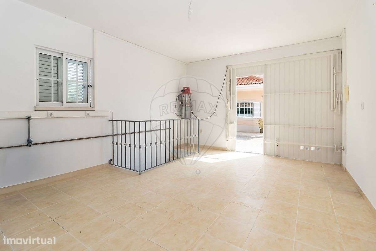 Moradia T4 nas Casas de Azeitão-46