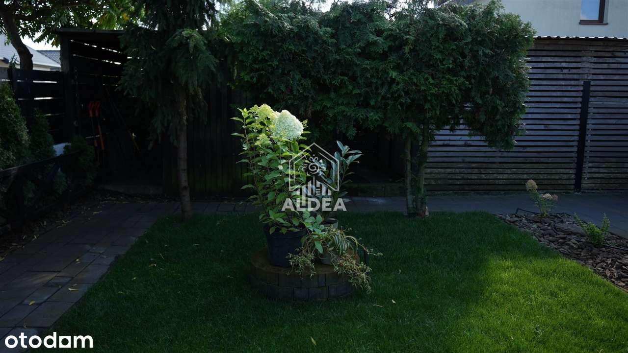 Zadbany Dom w Genialnej Lokalizacji-7