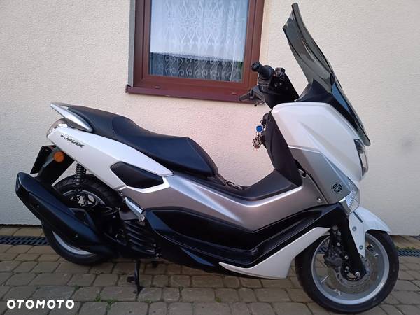 Yamaha NMAX - 29