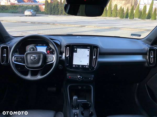 Volvo XC 40 T5 AWD Momentum - 7