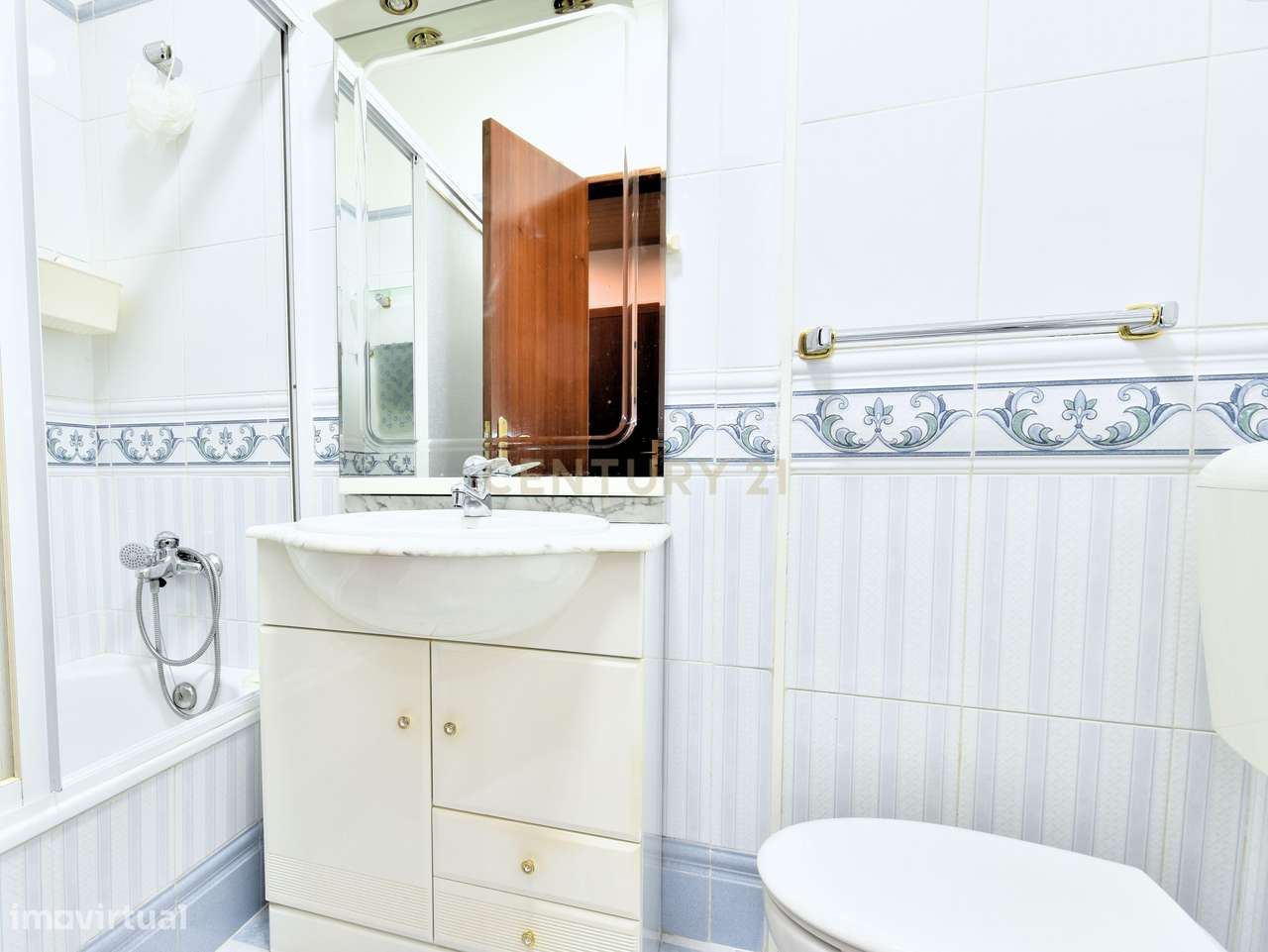 Apartamento T2 na Amadora-19