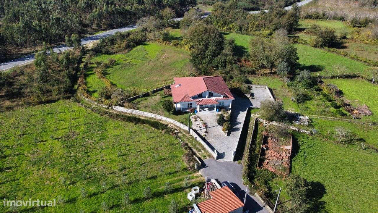 Moradia T5 em São Vicente de Lafões – Oliveira de Frades - Grande imagem: 5/58