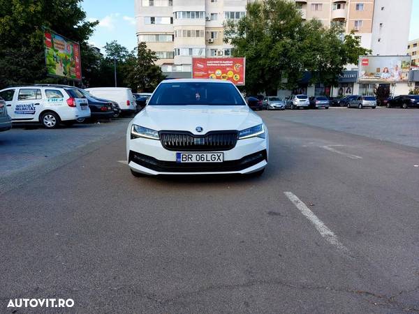 Skoda Superb 2.0 TSI DSG Sportline - 7