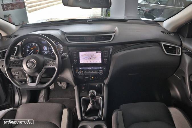 Nissan Qashqai 1.3 DIG-T N-Connecta J18 Led - 27