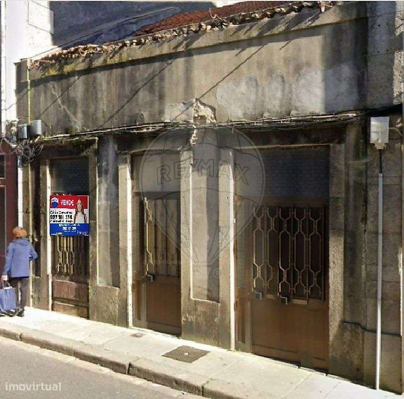 Moradia T6 para venda-0