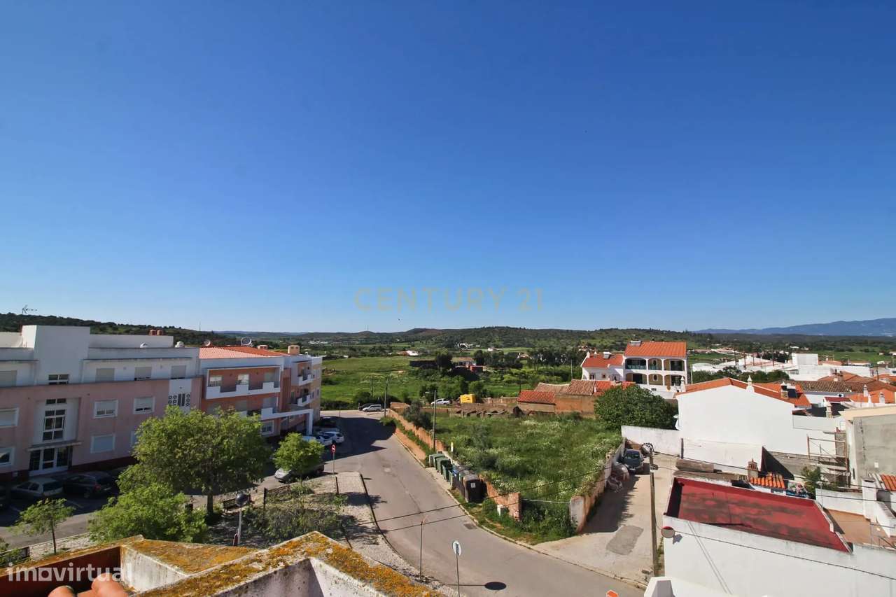 Apartamento T2 situado em Odiáxere, lagos.-17