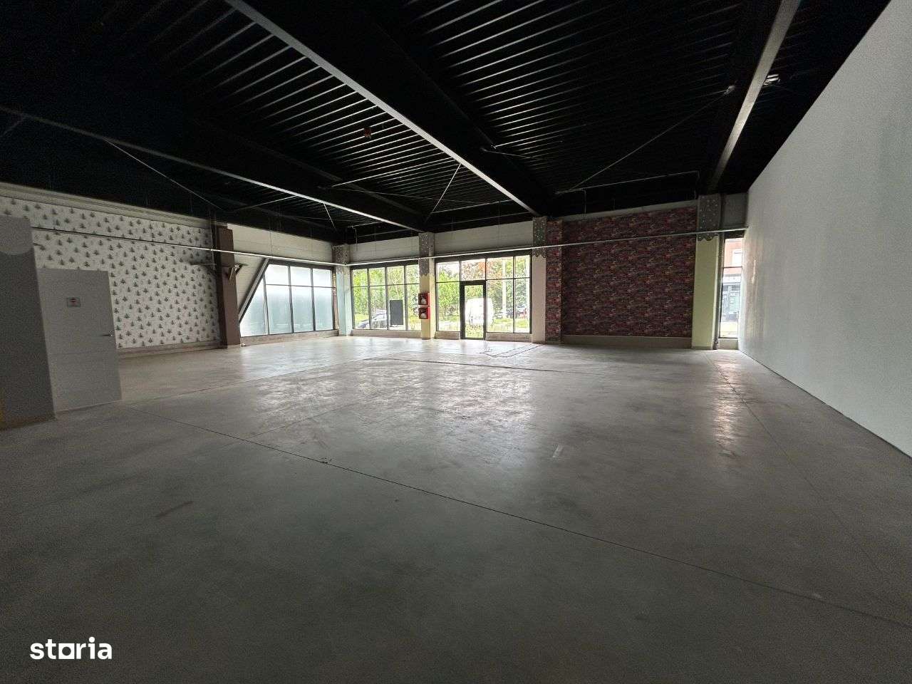 Spatiu comercial in complexul Mega Image ,str Cazaban - Imagine principală: 5/12