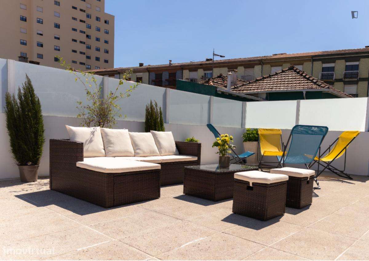 Quarto - localizado em Vila nova de gaia - Grande imagem: 2/8