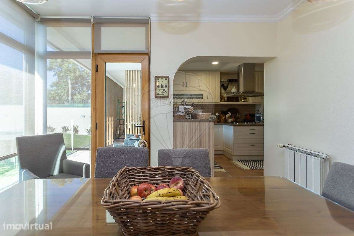 Moradia T4 para venda-17