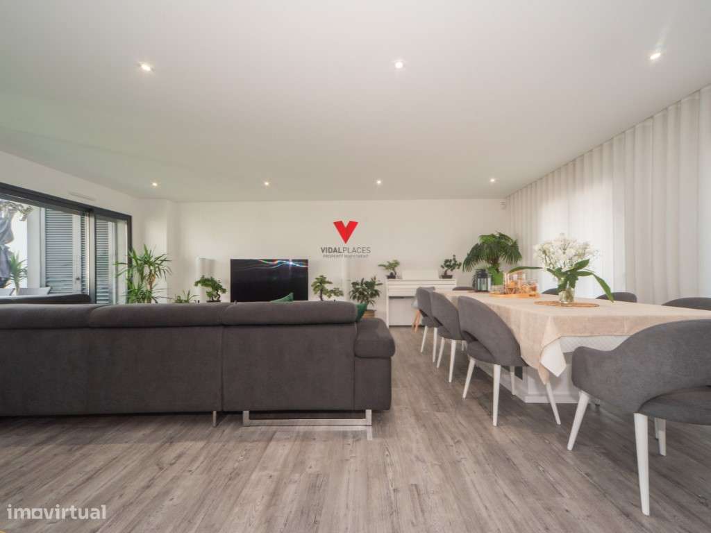 Penthouse T4 Exclusiva com Vista Rio | Terraço Privativo e Acabamen...-5