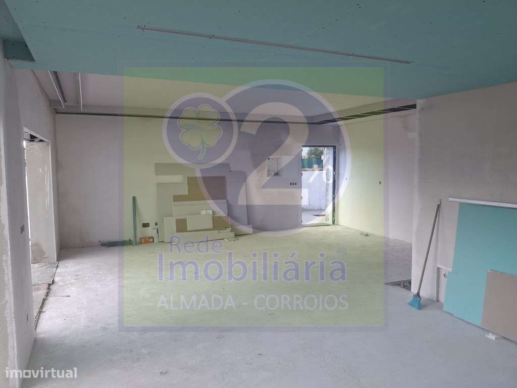 Moradia T3+1, Térrea-12