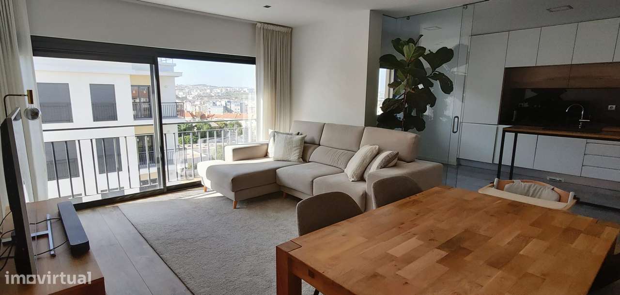 Apartamento T2 Semi Novo Na Urbanizacao Atalaia