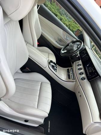 Mercedes-Benz Klasa E 300 Coupe 9G-TRONIC - 10