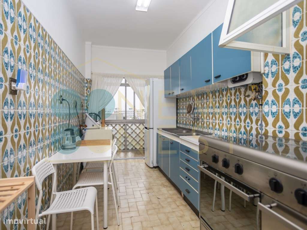 Apartamento T2 Rua Abel Salazar com 4 marquises - Hospital | Setúbal-18