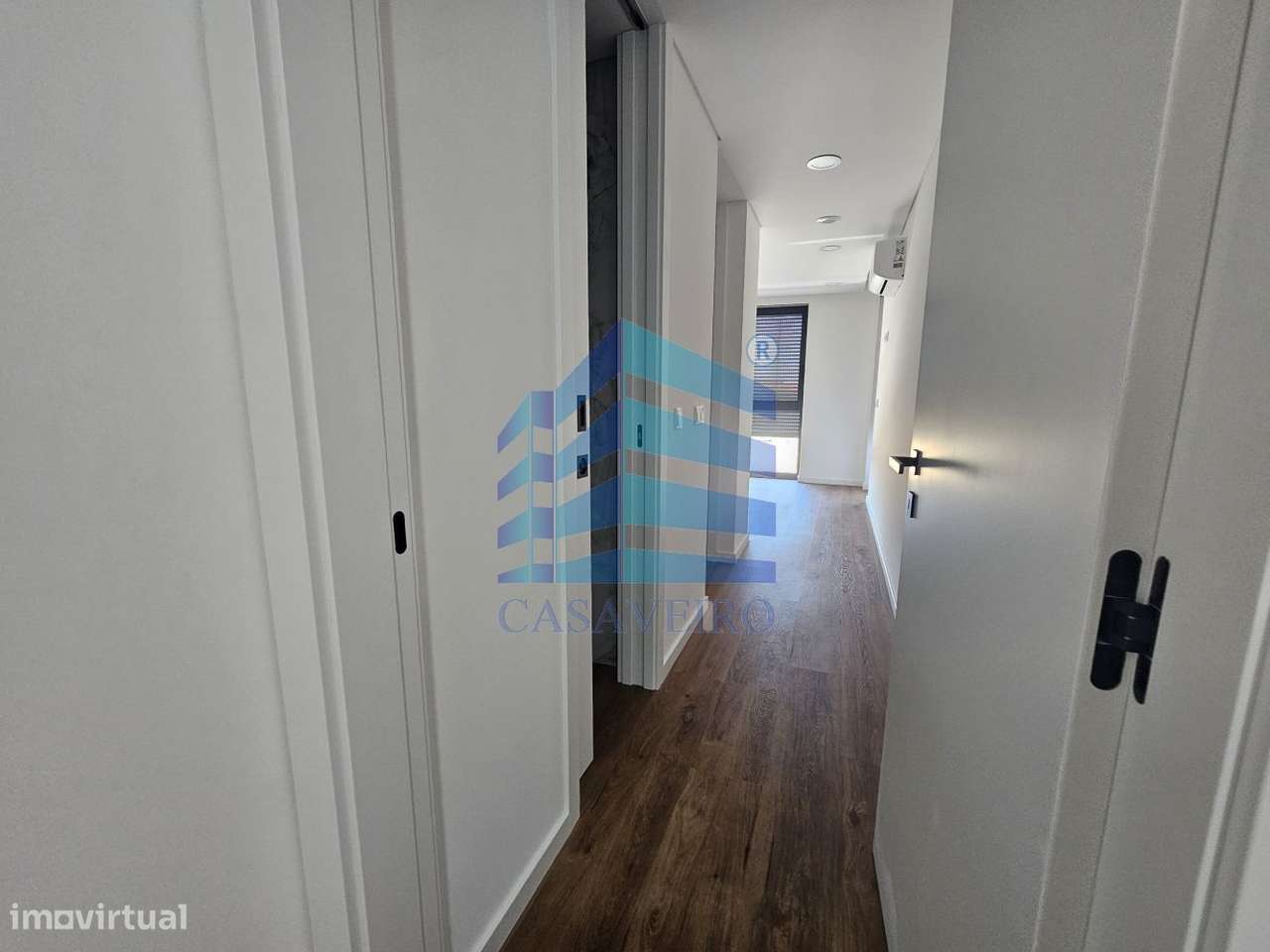 Apartamento T3 com 2 Lugares de Garagem São Bernardo-12
