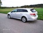 Toyota Avensis - 29