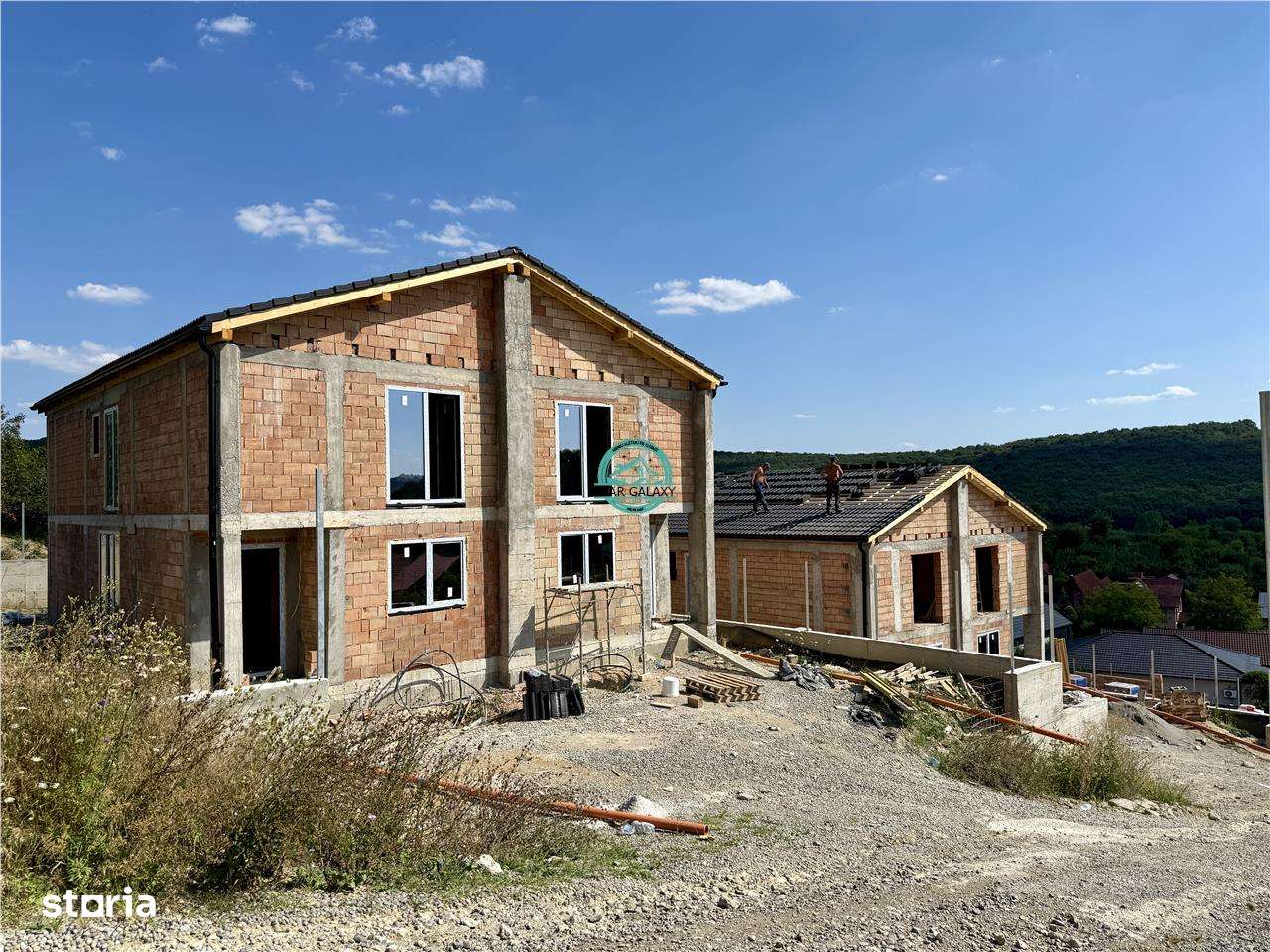 Case tip duplex de vanzare, 101 mp utili, 230 mp teren, in Corunca-0