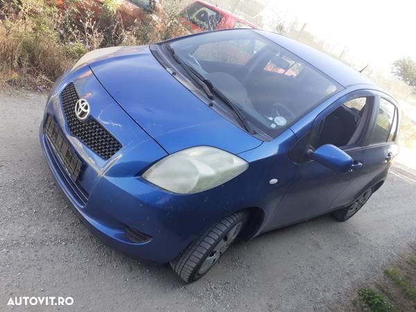 Motor Toyota Yaris 1.0 benzina - 3