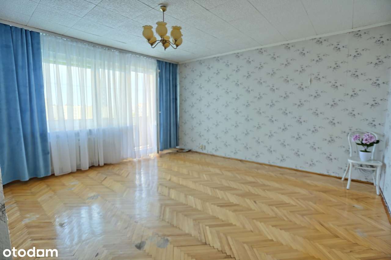 4 pokojowe mieszkanie z loggią, ul. Kołłątaja-2